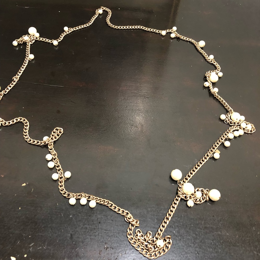 Banana Republic gold chain necklace with pearls ❤️